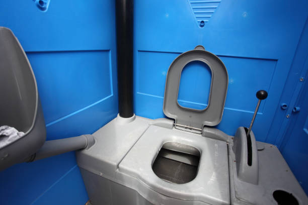 Best Luxury portable toilet rental  in Richland, MO