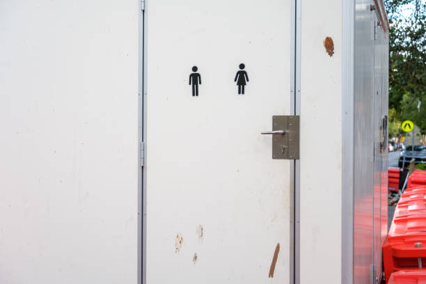 Best Portable bathroom rental  in Richland, MO